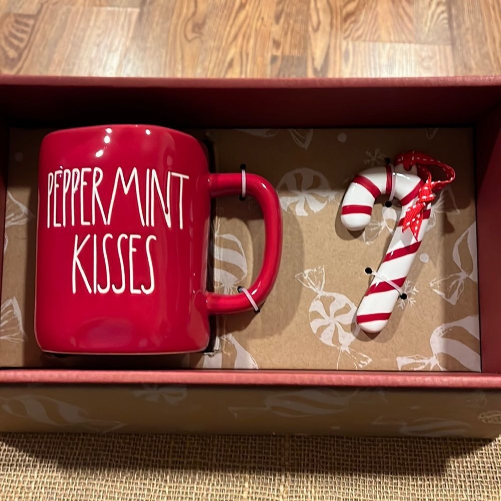 NIB Rae Dunn ornament and mug set